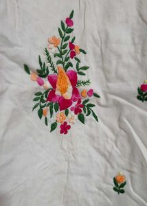 Embroidered Kurta set only in 400 rs