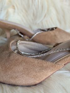 Ginger By Lifestyle Embellished Pointed Heels