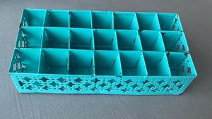 Aqua Metal Lipstick Organizer