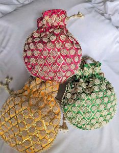 Potli Bag | Lehenga Matching Batwa