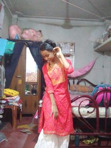 Red Kurta
