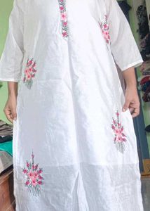 Beautiful White Kurti