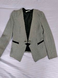 Houndstooth Blazer