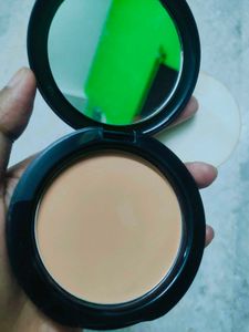 Maybelline Fit Me Matte Powder 310