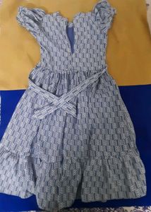 Simple pattern frock (5-8yrs)