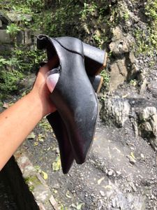 Heel For Offices