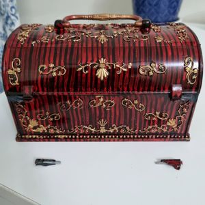 Beautiful Jewellery Box With Mirror