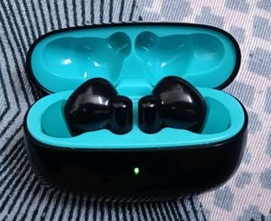 Wireless Earbuds - Black