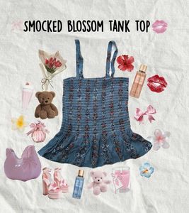 Floral Smocked Tank Top🫶🏻