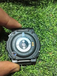 Smart Watch - Multi Sport Protection No Straps
