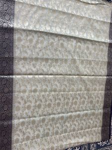 Banarasi Zari Saree With Blouse Piece.