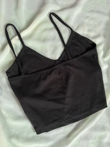 🌸 Black Crop Top 🌸