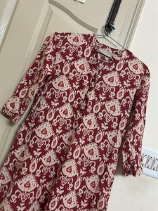 Maroon Printed Kurtha