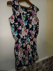 Floral Print Jumpsuit Size Small/ Medium