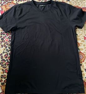 Zudio Black V-Neck Tee