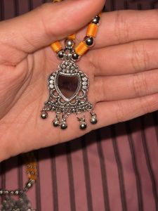 Necklace &amp; Earring Set With Mang Tika