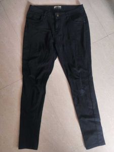 Black Jeans - Classic Style