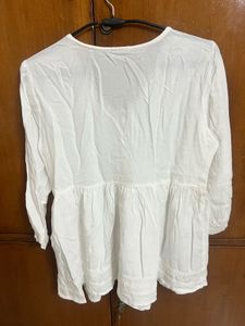Off White Top Brand New 🔥🔥