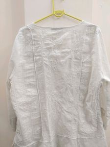 White Short Kurti With Thread Embroidery