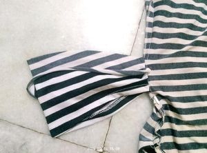 Sleevless White &amp; Blue Top