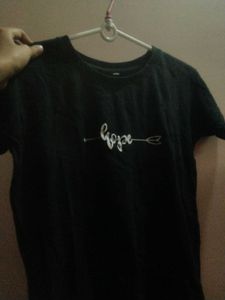Black 'Hope' Graphic Tee