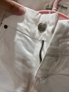 White Stylish Pant ♥️