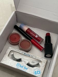 Makeup Bundle | Eyeliner, Lipstick and more