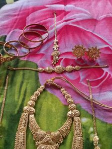 Gold Plated Jewellery Set