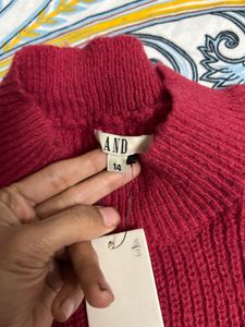 Stylish Two-Tone Women's Sweater