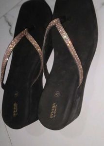 ✨Black Wedge Sandals✨