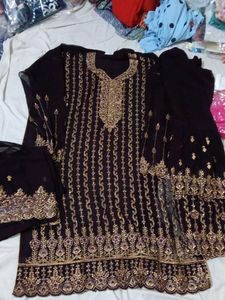 Elegant Embroidered Kurta Garara Set