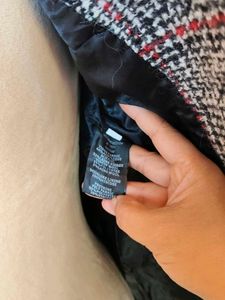 Beautiful Tweed Blazer - Classic Chic