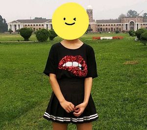 Sequin Lips Tee