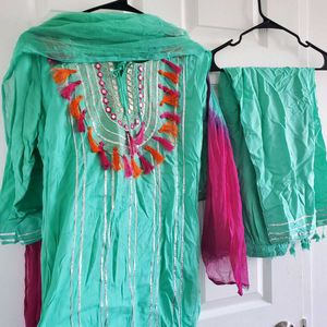 Ghota Laces Hanging Stitched New Suit