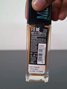 Maybelline Fit Me Foundation (shade- 339)