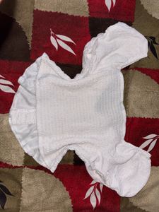 White Corset Top.SIZE-30-36.NOT WORN EVEN ONCE