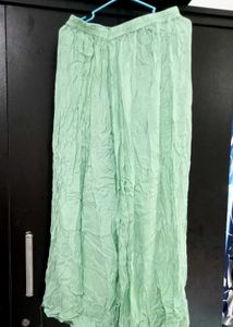 Elegant Green Embroidered Kurta set