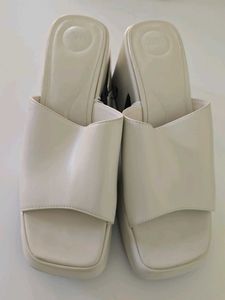 ZARA Airfit White Platform Sandals