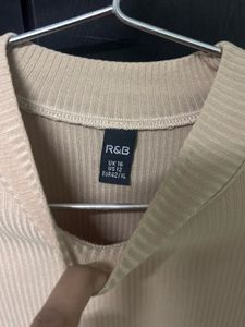 Ribbed Mock Neck Top