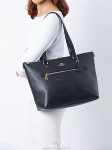Coach Black Tote Bag- no shipping