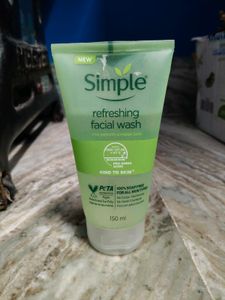 Simple Refreshing Facial Wash