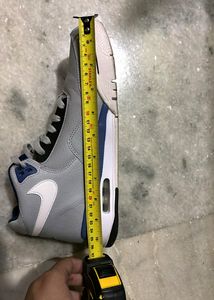 NIKE LEGACY SNRAKER