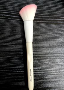 Wet N Wild Brush