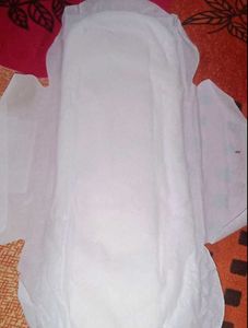 50 Comfortable &amp; Reliable Period Care Pads Combo