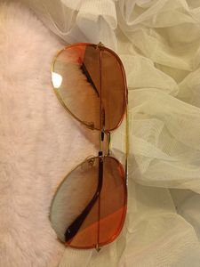 Retro Shades,Sunglass For The Fashionable Thrifter