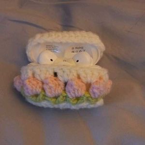 Crochet Floral Airpod Case
