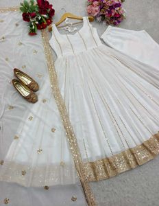 🆕️🆕️FOX GEORGETTE GOWN WITH PANT &amp; DUPATTA