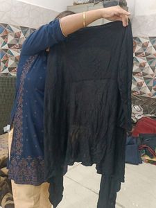Black Shrug