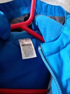 Decathlon Blue &amp; Black Jacket boys age 8-10