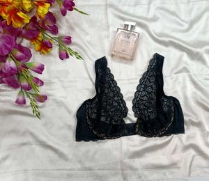 🇳🇿💫💕Elegant Black Lace Bralette